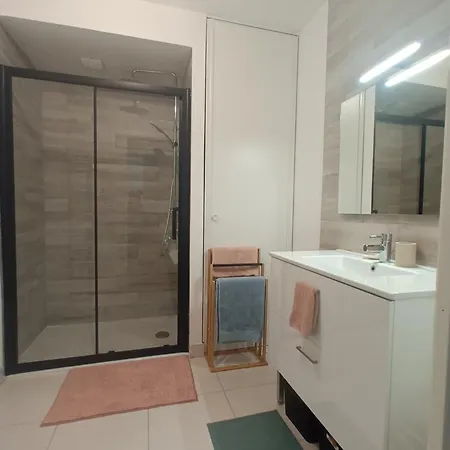 Saint Jean Gare Bel T3 Free Parking